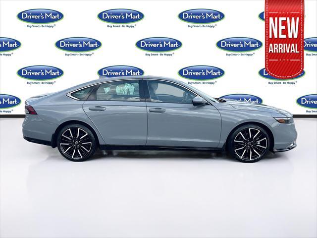 Photo of 2023 Urban Gray Pearl Honda Accord Hybrid