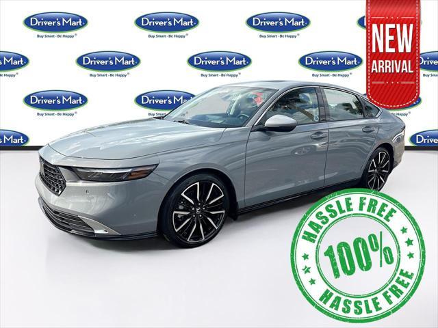 Photo of 2023 Urban Gray Pearl Honda Accord Hybrid