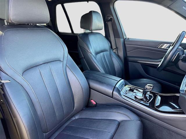 Photo of 2019 Arctic Gray Metallic BMW X5