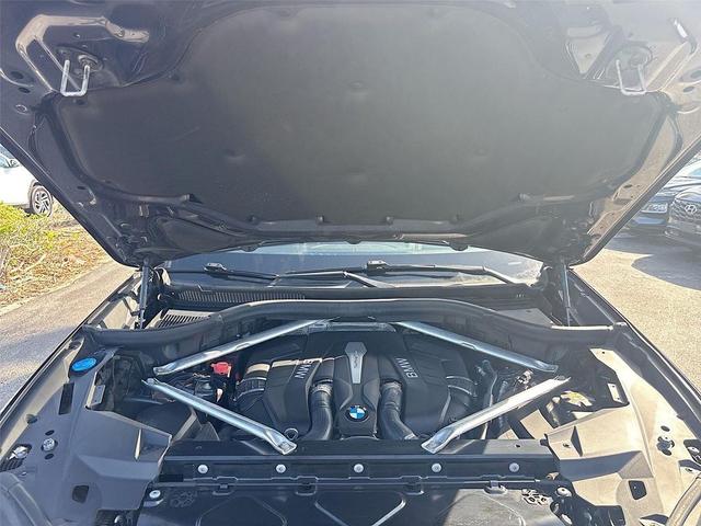 Photo of 2019 Arctic Gray Metallic BMW X5
