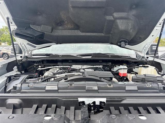 Photo of 2023 Summit White Chevrolet Silverado 3500