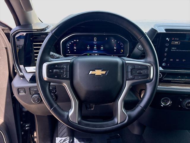 Photo of 2023 Black Chevrolet Silverado 1500