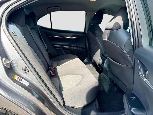 Photo of 2019 Predawn Gray Mica Toyota Camry