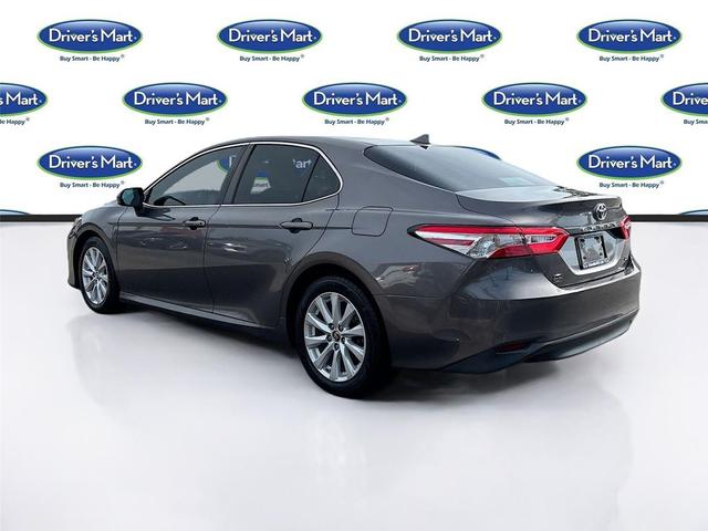 Photo of 2019 Predawn Gray Mica Toyota Camry