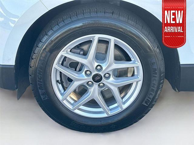 Photo of 2024 WHITE Ford Edge