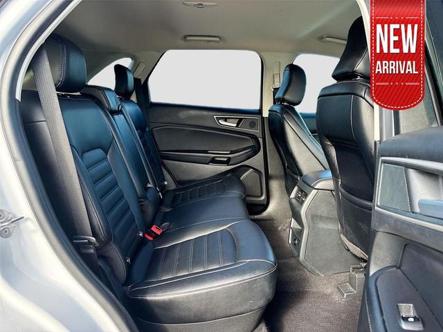 Photo of 2024 WHITE Ford Edge