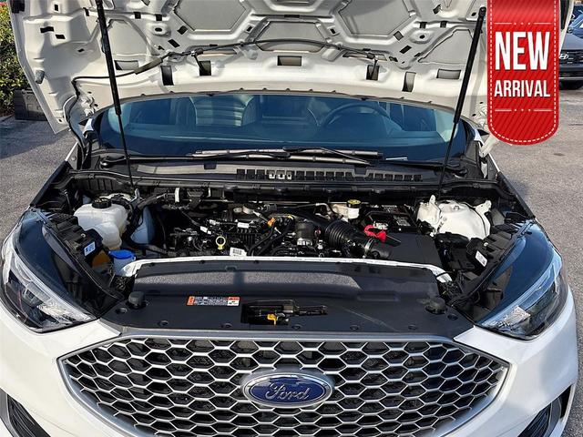 Photo of 2024 WHITE Ford Edge