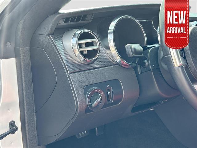 Photo of 2006 Satin Silver Clearcoat Metallic Ford Mustang