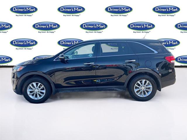 Photo of 2016 Ebony Black Kia Sorento
