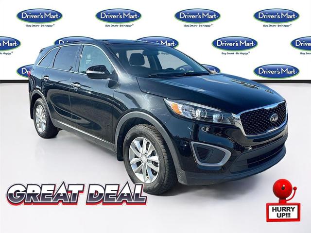 Photo of 2016 Ebony Black Kia Sorento