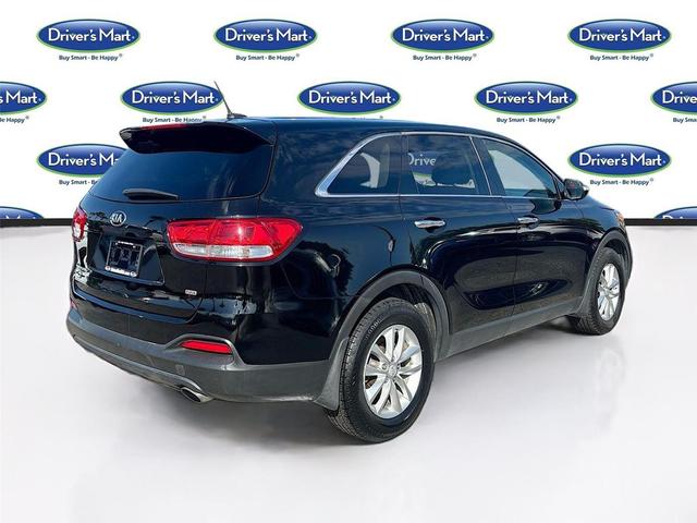 Photo of 2016 Ebony Black Kia Sorento