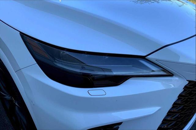 Photo of 2024 Ultra White Lexus RX 500h