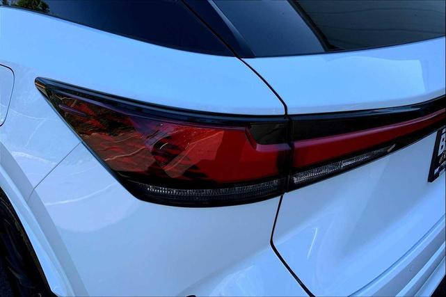 Photo of 2024 Ultra White Lexus RX 500h