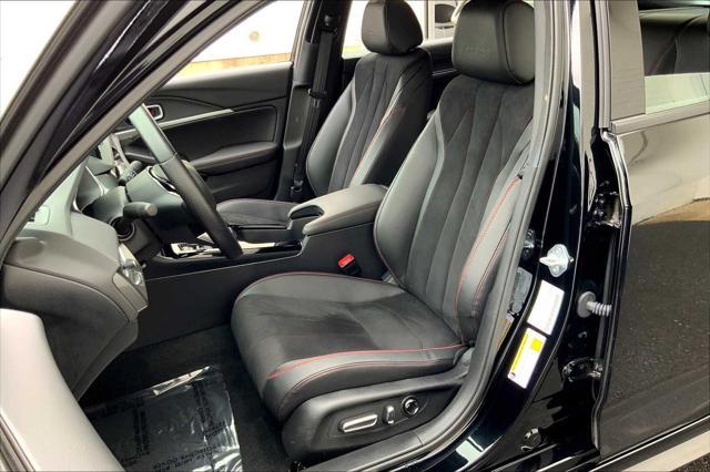 Photo of 2025 Majestic Black Pearl Acura Integra