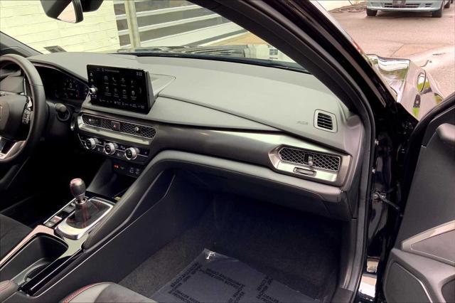 Photo of 2025 Majestic Black Pearl Acura Integra
