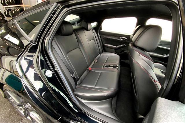 Photo of 2025 Majestic Black Pearl Acura Integra