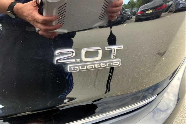 Photo of 2016 Mythos Black Metallic Audi Q5