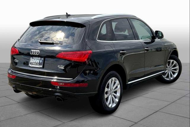 Photo of 2016 Mythos Black Metallic Audi Q5