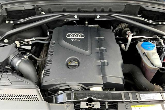 Photo of 2016 Mythos Black Metallic Audi Q5