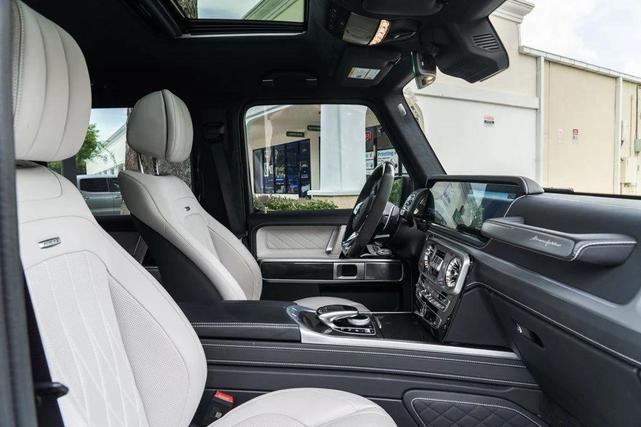 Photo of 2024 MANUFAKTUR Arabian Grey Mercedes-Benz AMG G 63