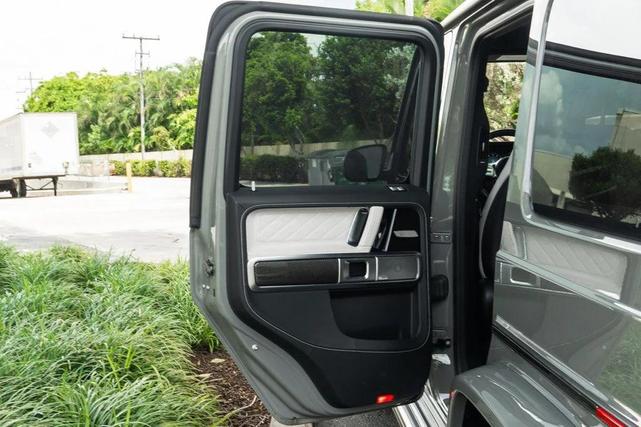 Photo of 2024 MANUFAKTUR Arabian Grey Mercedes-Benz AMG G 63
