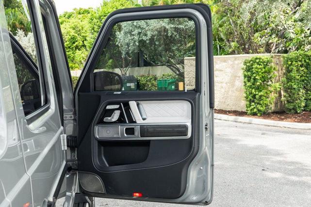 Photo of 2024 MANUFAKTUR Arabian Grey Mercedes-Benz AMG G 63