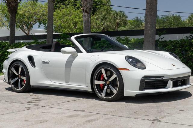 Photo of 2024 White Porsche 911