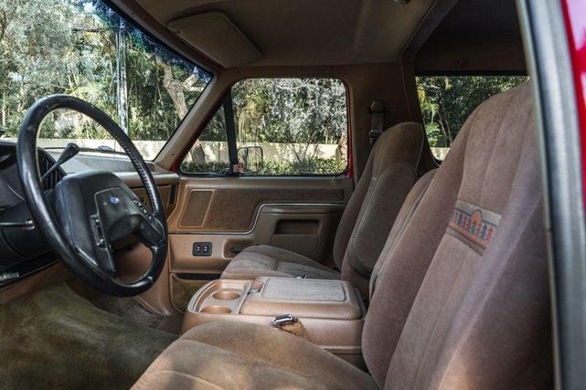 Photo of 1989 Red Ford Bronco