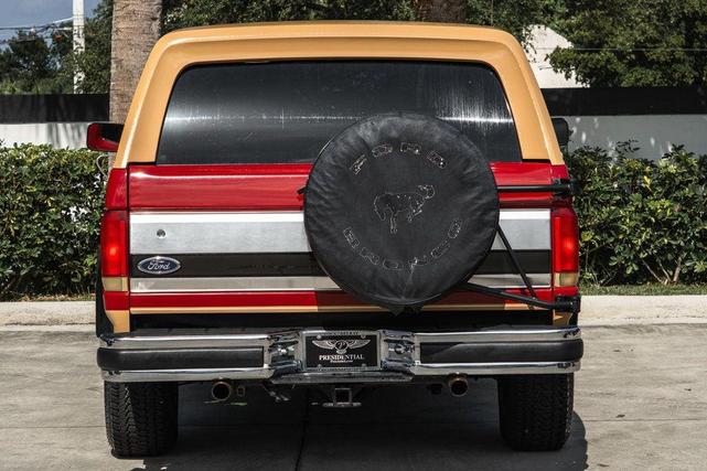 Photo of 1989 Red Ford Bronco