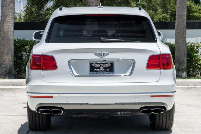 Photo of 2019 Ice Bentley Bentayga