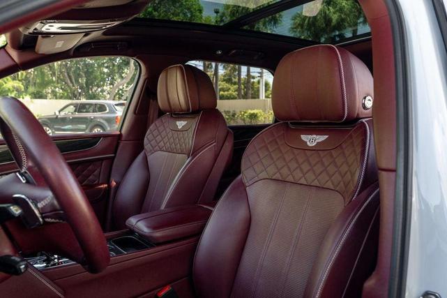 Photo of 2019 Ice Bentley Bentayga