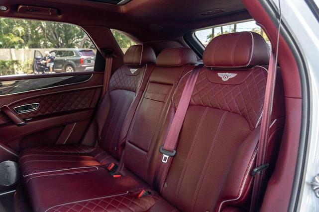Photo of 2019 Ice Bentley Bentayga