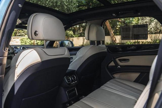 Photo of 2020 Kingfisher Bentley Bentayga
