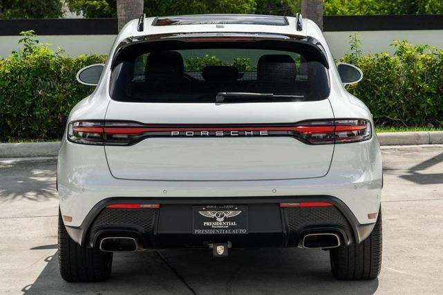 Photo of 2022 White Porsche Macan
