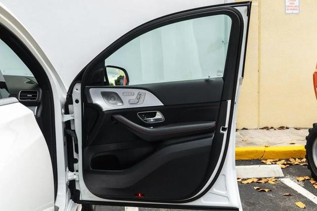 Photo of 2023 Polar White Mercedes-Benz AMG GLE 53