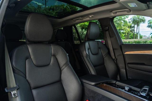 Photo of 2023 Thunder Grey Metallic Volvo XC90