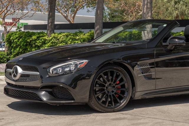 Photo of 2020 Black Mercedes-Benz SL 450