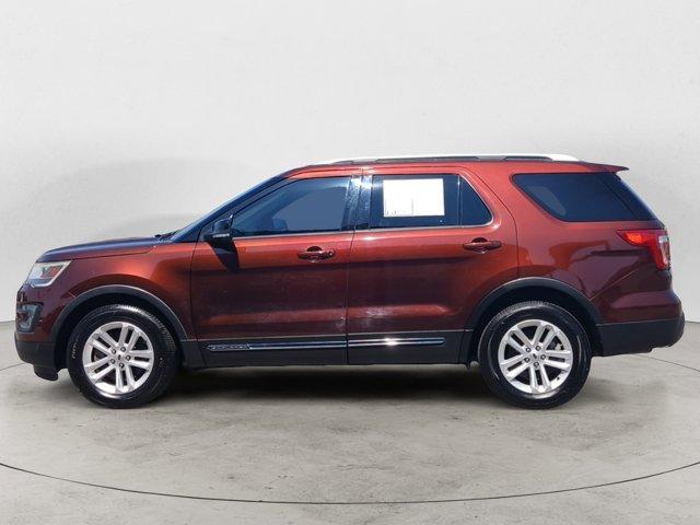 Photo of 2016 Bronze Fire Metallic Tinted Clearcoat Ford Explorer