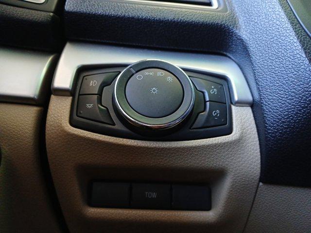 Photo of 2016 Bronze Fire Metallic Tinted Clearcoat Ford Explorer