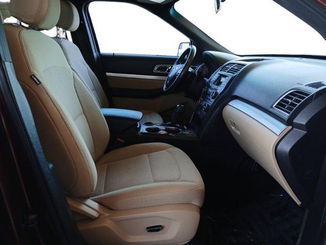 Photo of 2016 Bronze Fire Metallic Tinted Clearcoat Ford Explorer