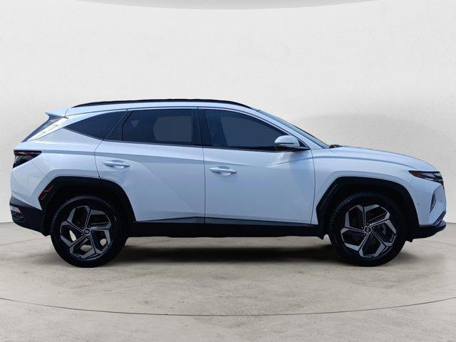 Photo of 2022 Quartz White Hyundai TUCSON Hybrid
