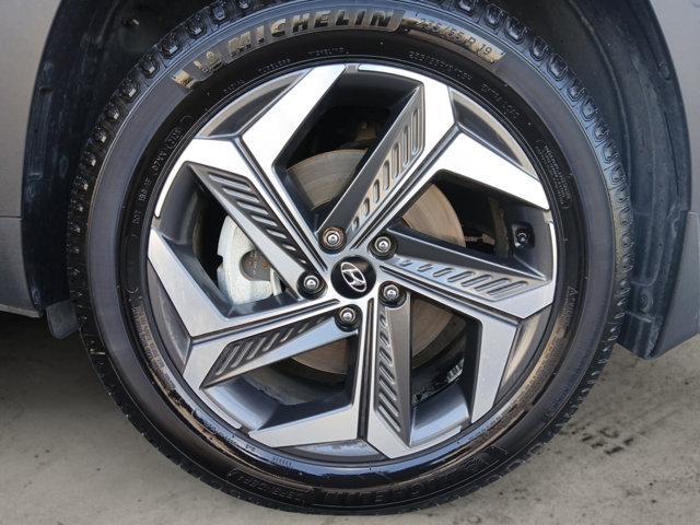 Photo of 2022 Quartz White Hyundai TUCSON Hybrid