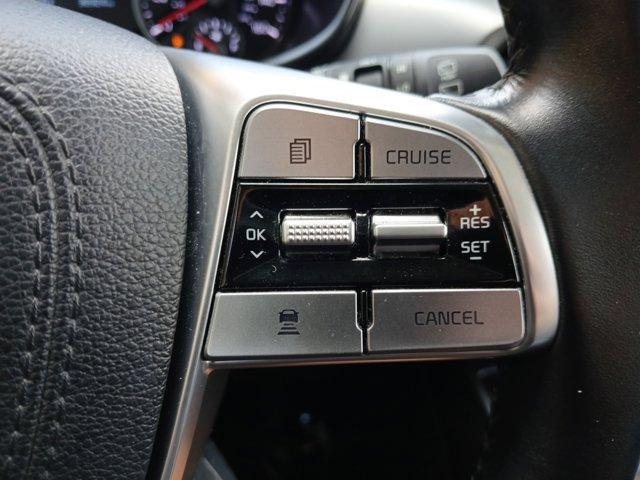 Photo of 2022 Glacial White Pearl Kia Telluride