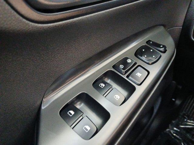Photo of 2023 Lunar White Hyundai KONA