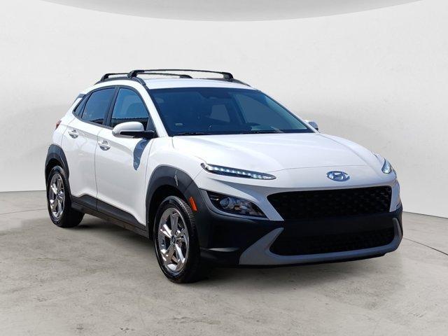 Photo of 2023 Lunar White Hyundai KONA