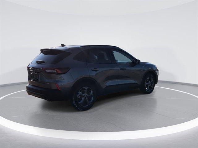 Photo of 2025 Carbonized Gray Metallic Ford Escape