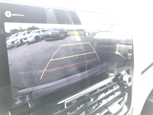 Photo of 2021 Blizzard Pearl Toyota Highlander