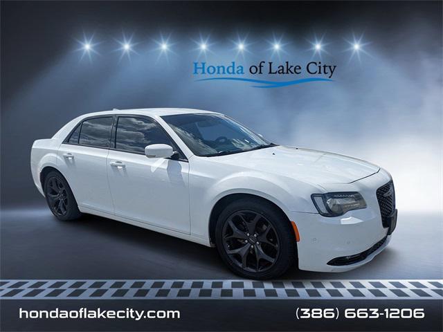 2021 Chrysler 300