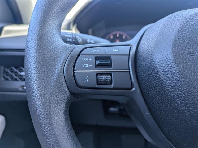 Photo of 2025 Platinum White Pearl Honda Accord