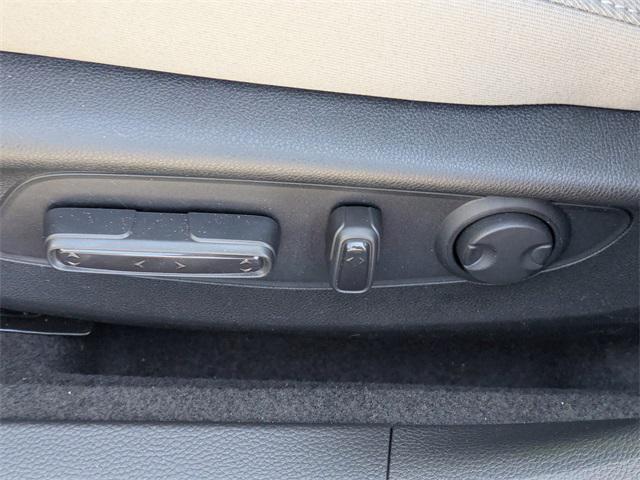 Photo of 2025 Platinum White Pearl Honda Accord